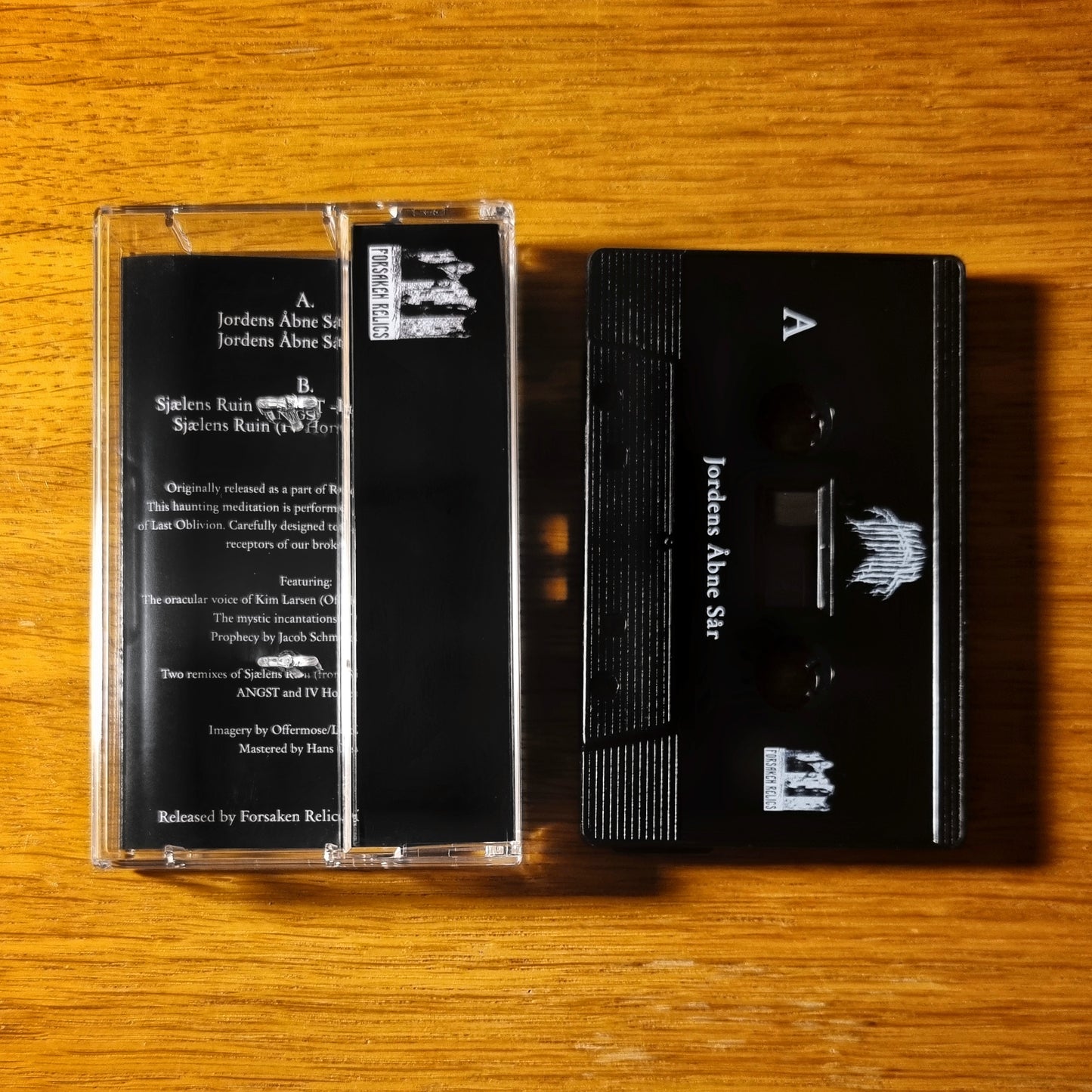 Offermose - Jordens Åbne Sår Cassette Tape