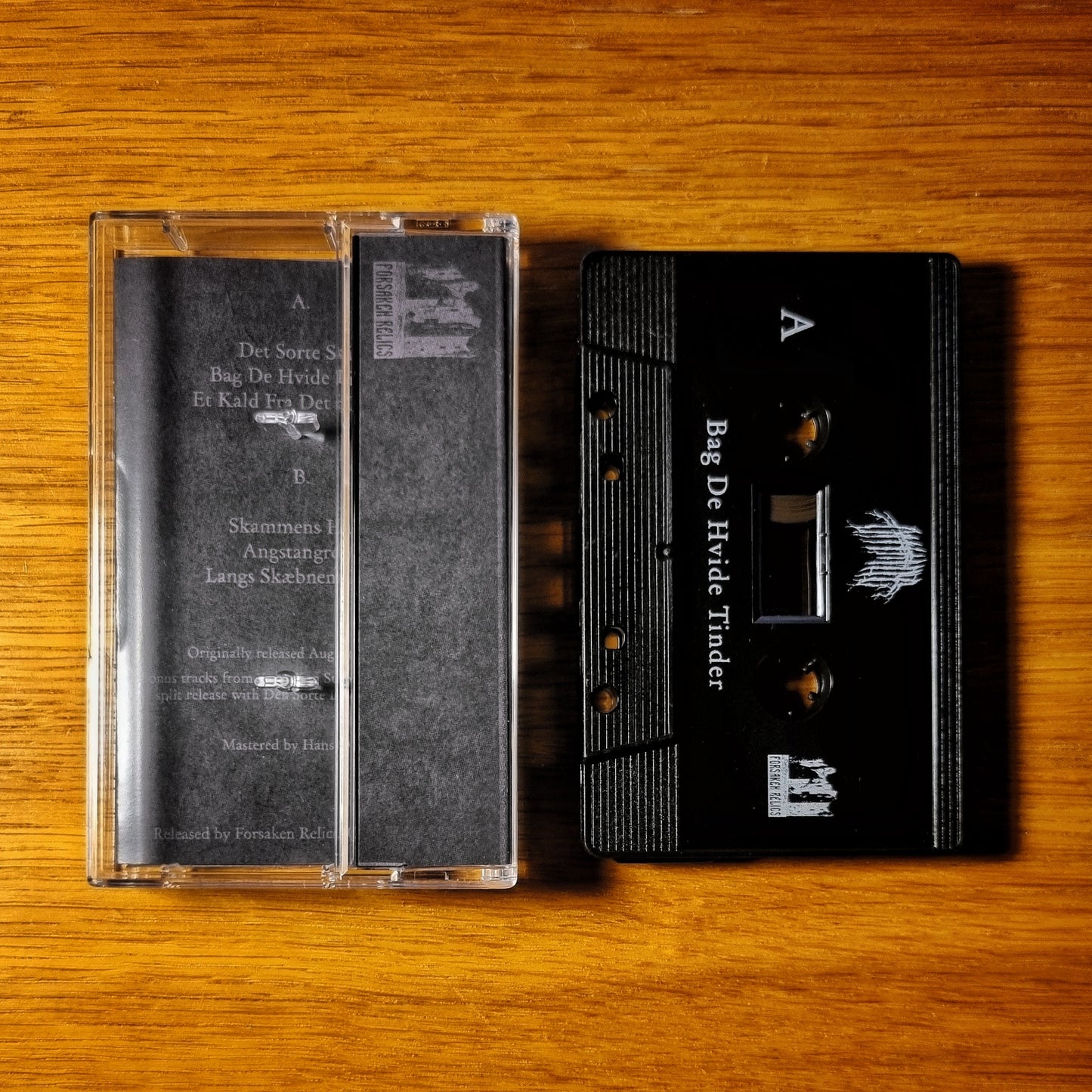 Offermose - Bag De Hvide Tinder Cassette Tape